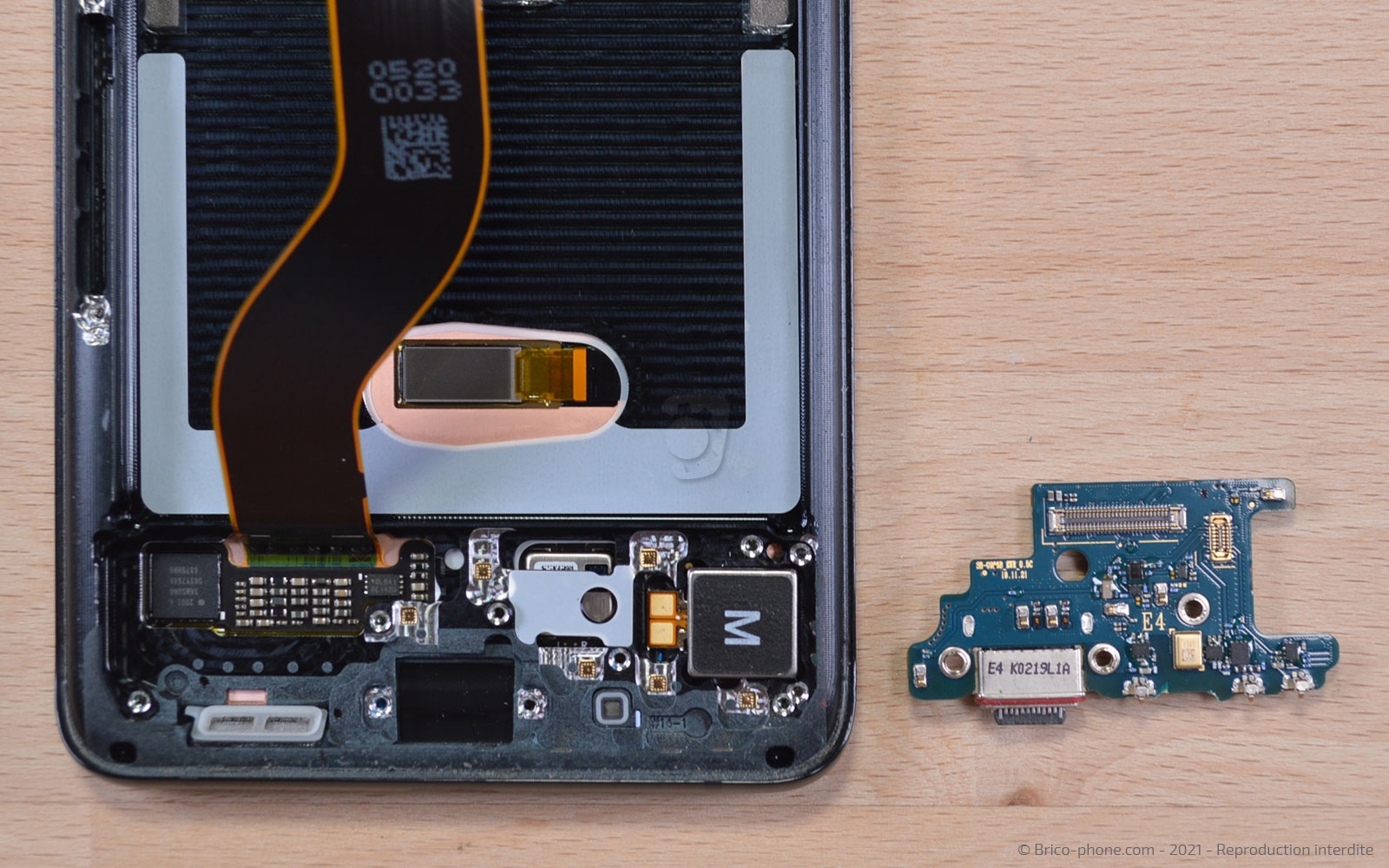 Démontage complet sur Galaxy S20 Plus photo 3