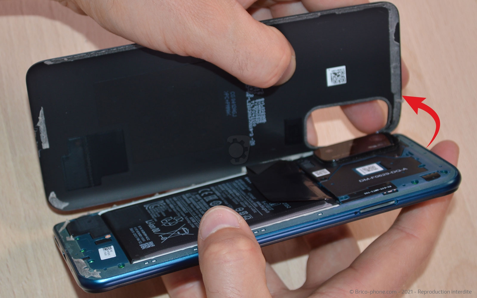 Changement du bloc écran sur Poco M3 Pro photo 3