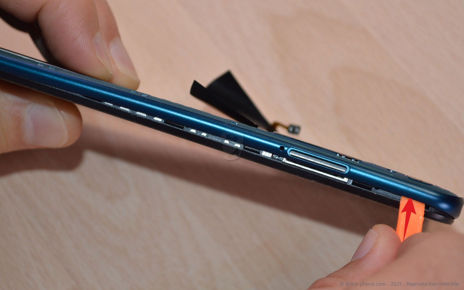 Changement du bloc écran sur Poco M3 Pro photo 3