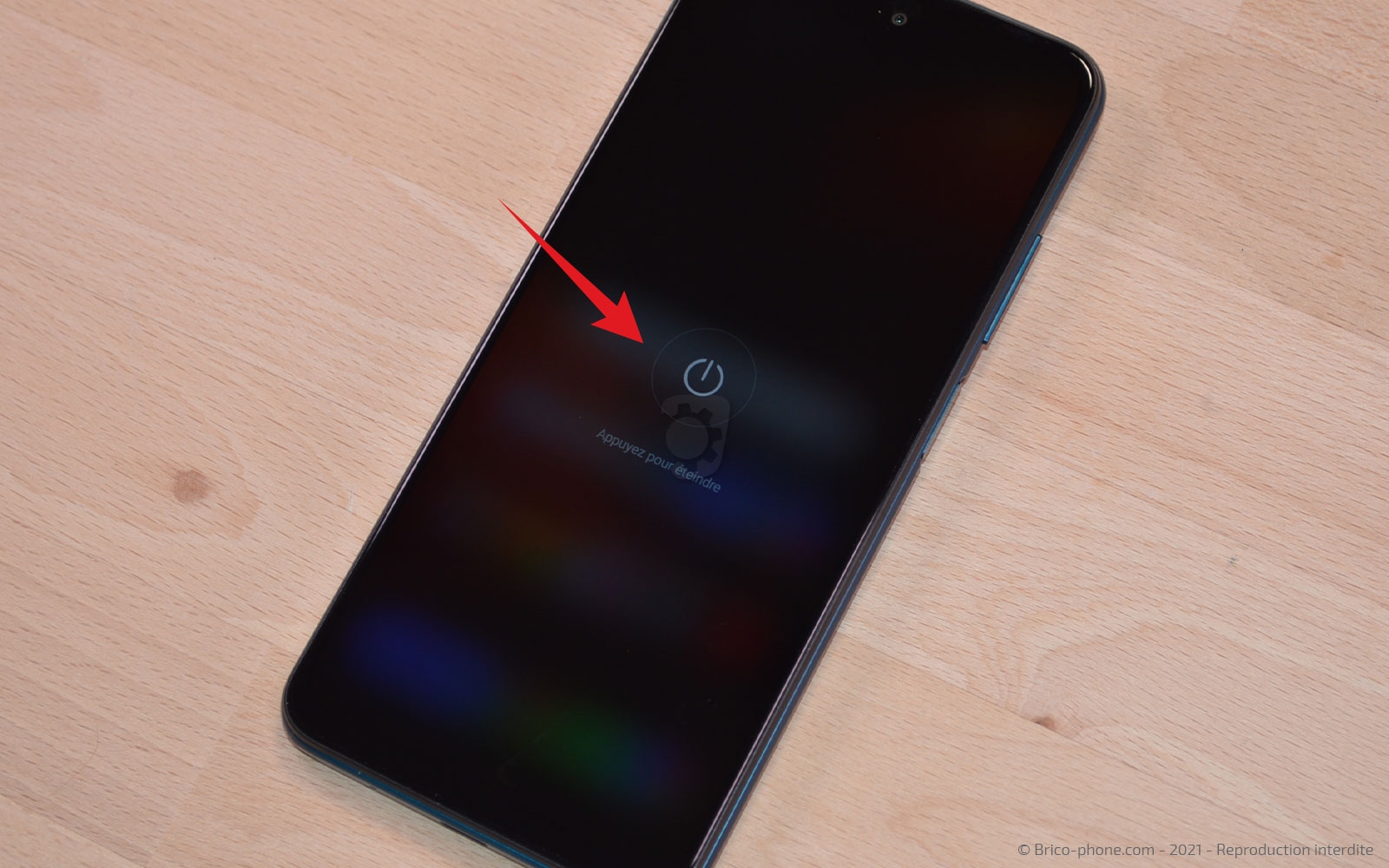 Changement de batterie sur Poco M3 Pro photo 2