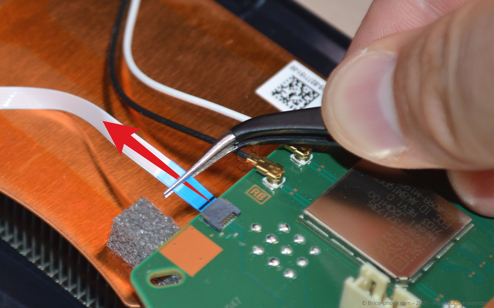 Changement du bloc d'alimentation sur Playstation 5 photo 3