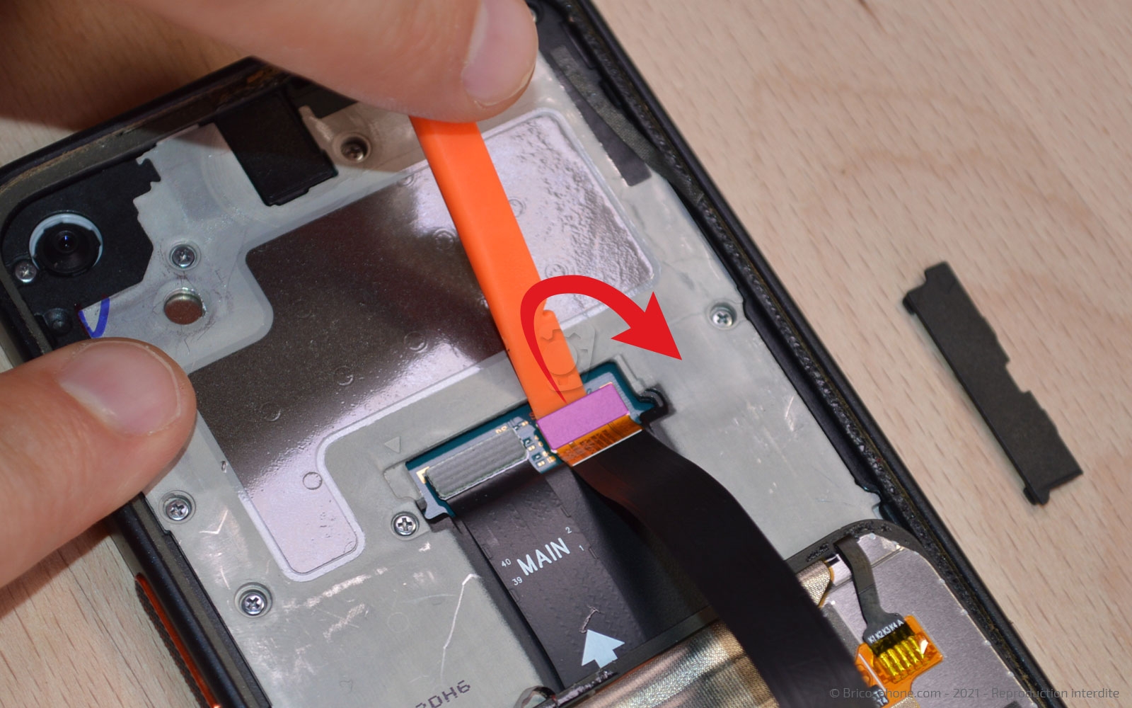 Changement du connecteur de charge sur Galaxy Xcover Pro photo 2