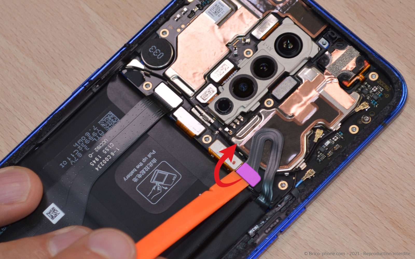 Changement de batterie  sur Realme X2 Pro photo 4