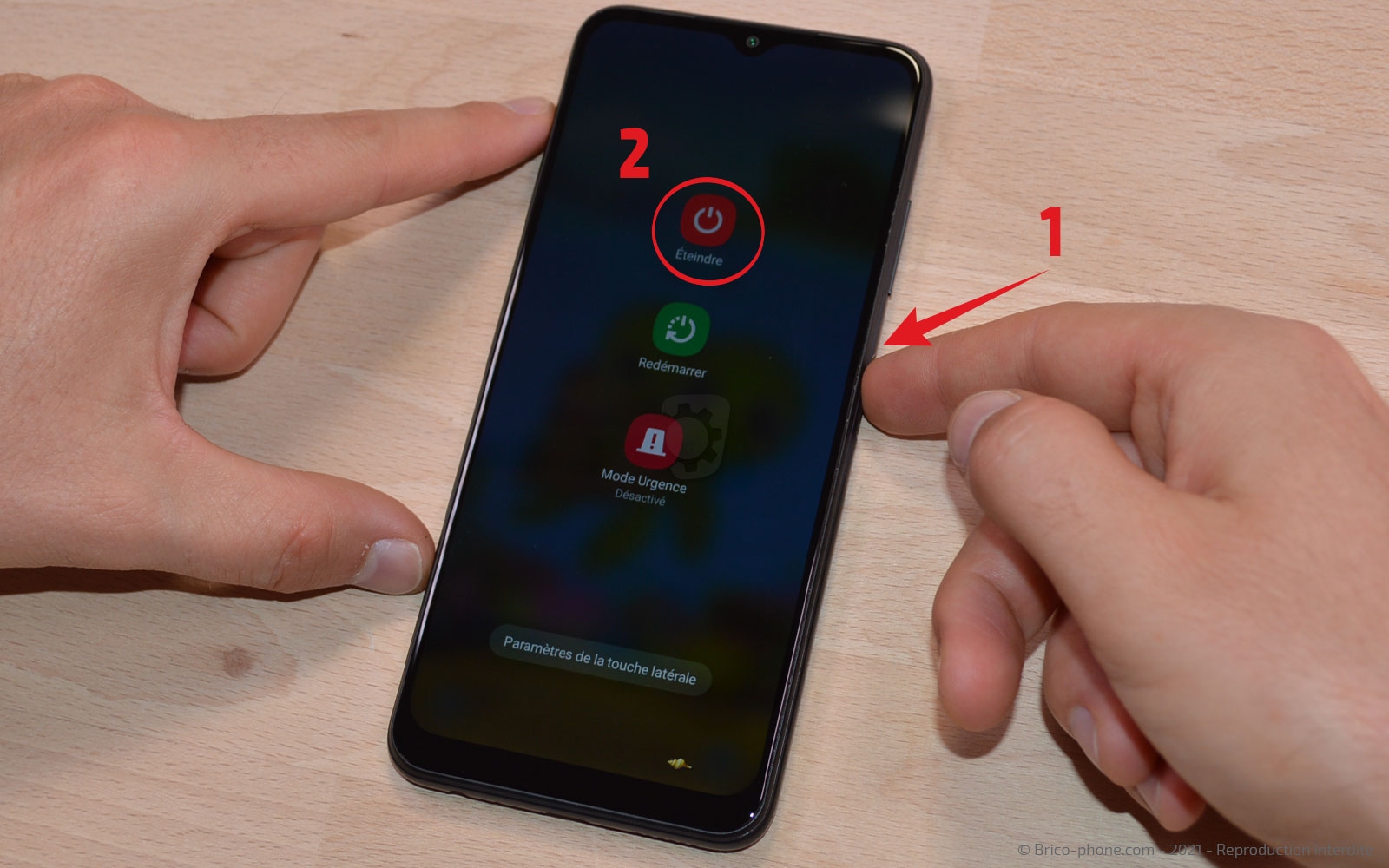 Changement de batterie sur Galaxy A22 (5G) photo 3