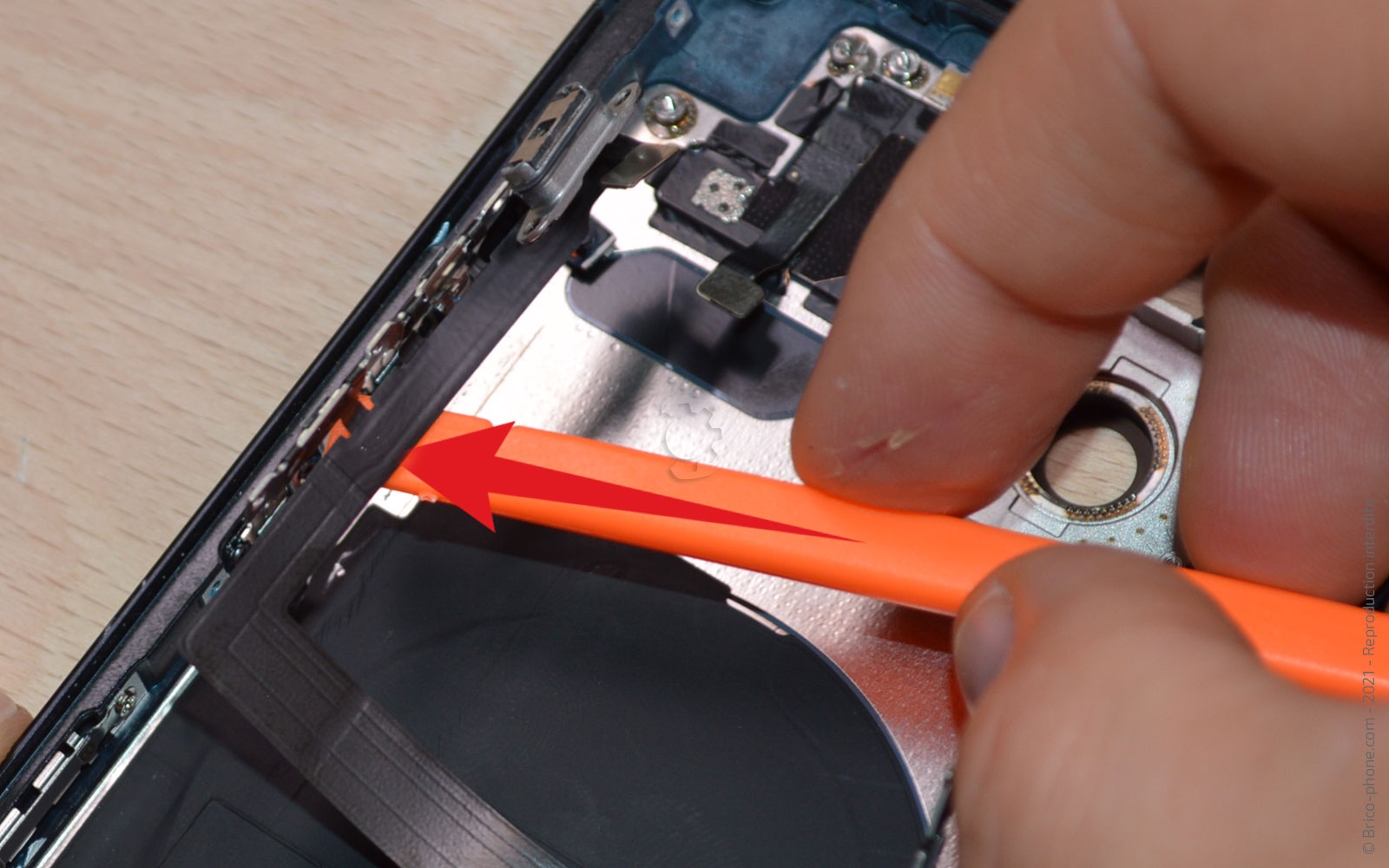 Guide de réparation sur iPhone 13 photo 4