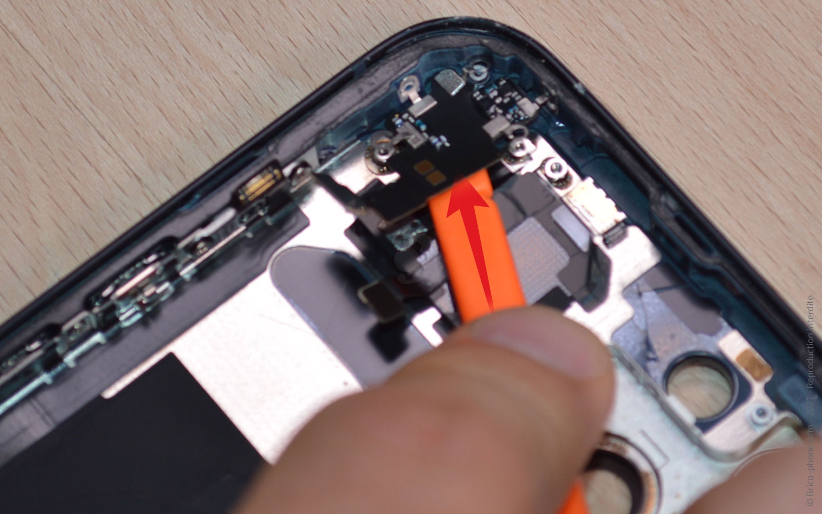 Guide de réparation sur iPhone 13 photo 2