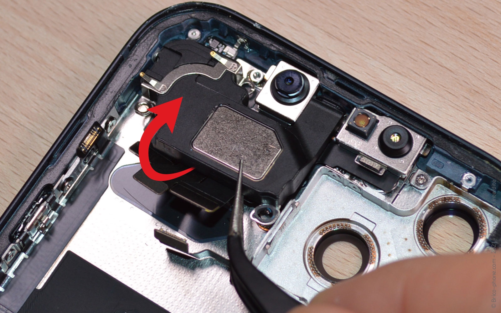 Guide de réparation sur iPhone 13 photo 3