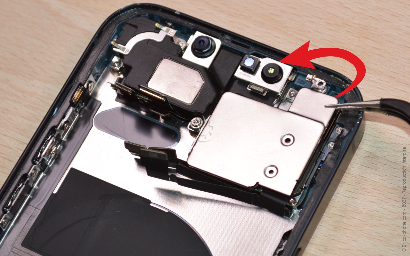 Guide de réparation sur iPhone 13 photo 2
