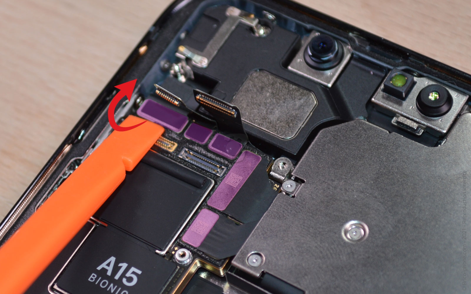 Guide de réparation sur iPhone 13 Pro photo 3