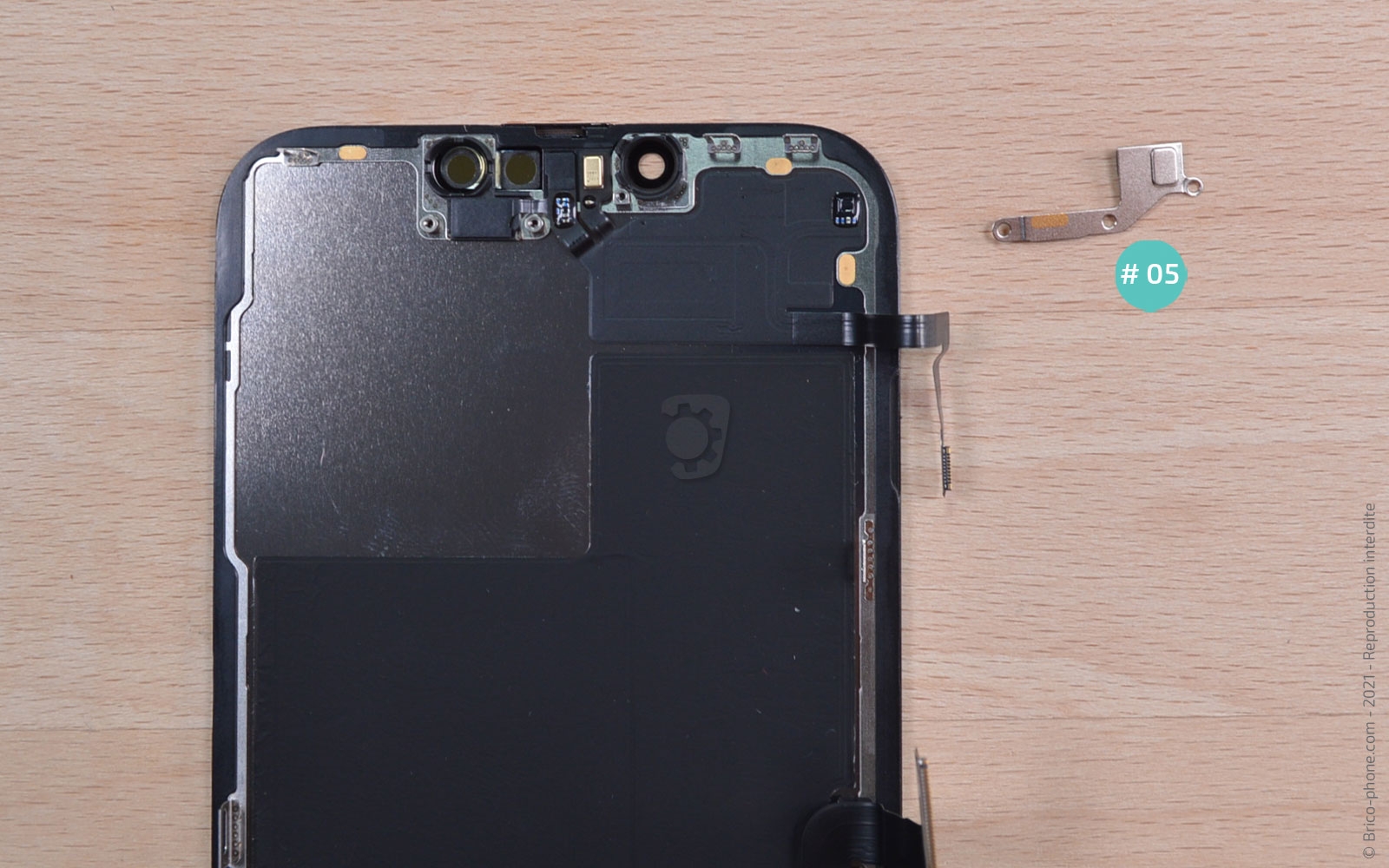 Changement de l'écran (vitre + Oled) sur iPhone 13 Pro photo 3