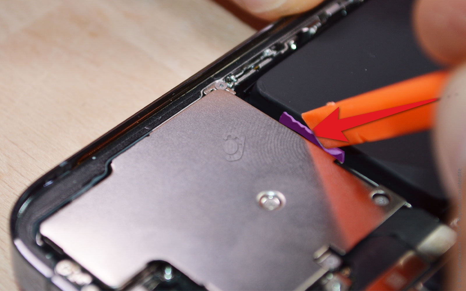 Changement de batterie sur iPhone 13 Pro photo 2