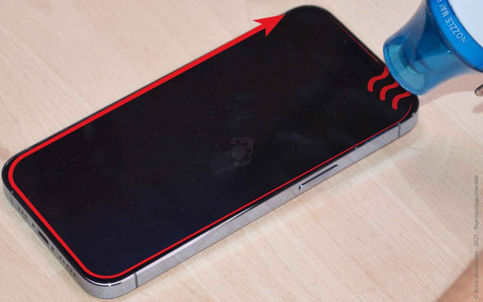 Changement du connecteur de charge sur iPhone 13 Pro photo 2