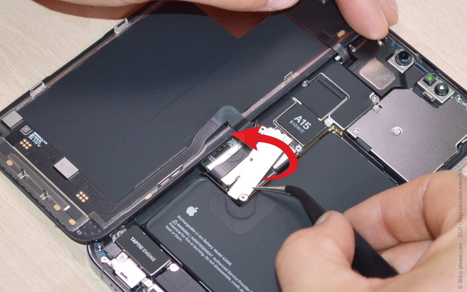 Changement du haut-parleur externe sur iPhone 13 Pro photo 2