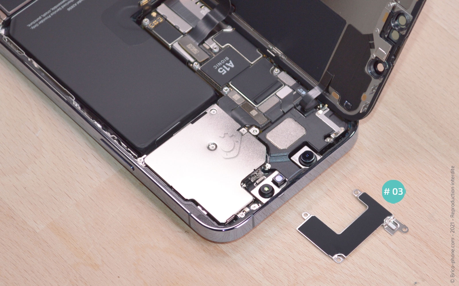 Changement du buzzer (HP interne) sur iPhone 13 Pro photo 4