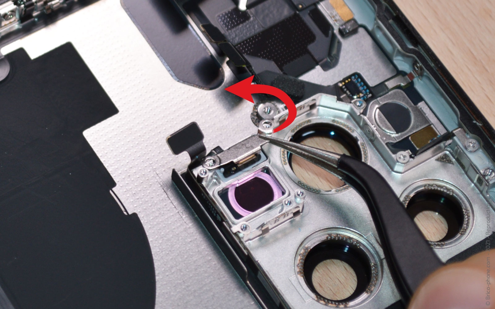 Guide de réparation sur iPhone 13 Pro Max photo 2