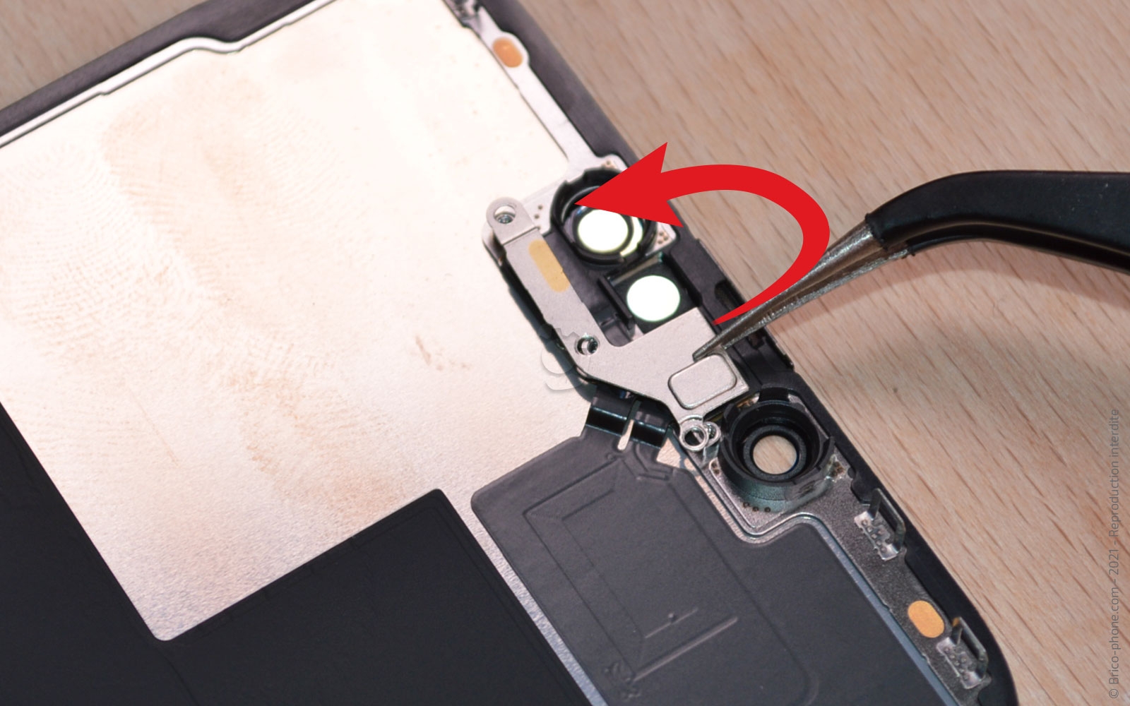 Comment changer l'écran (vitre + Oled) sur iPhone 13 Pro Max photo 2