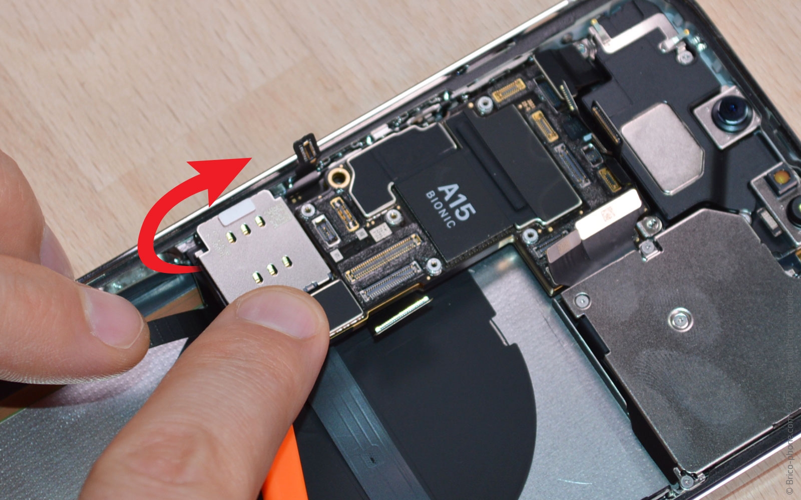 Comment changer le buzzer (HP interne) sur iPhone 13 Pro Max photo 2