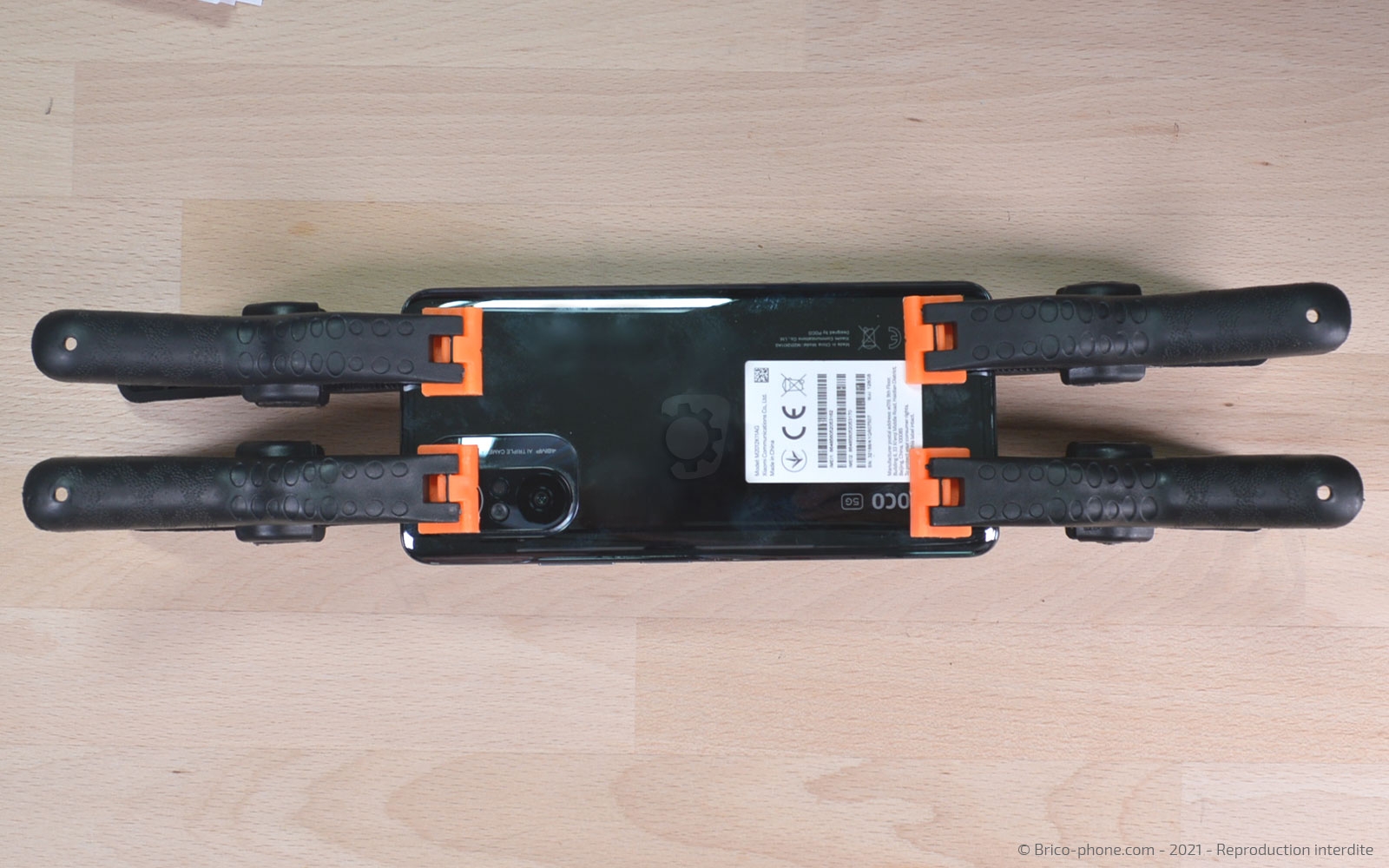 Comment changer le connecteur de charge sur Poco F3 photo 3