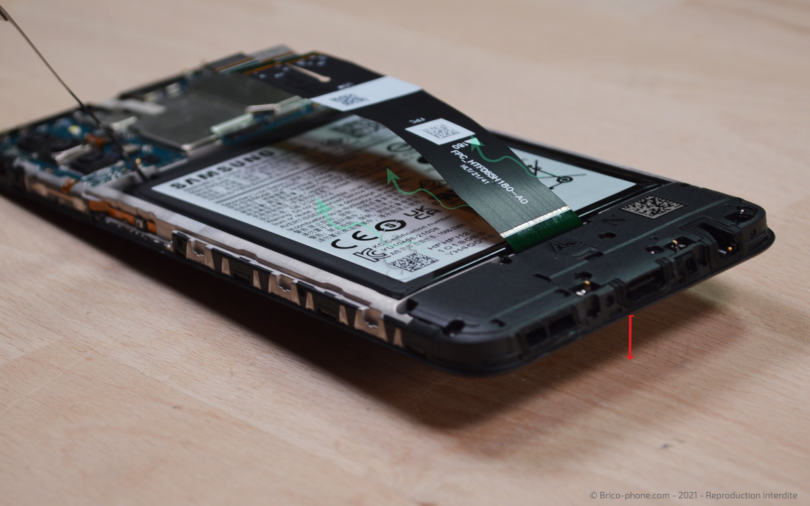 Changement batterie sur Galaxy A03s photo 4