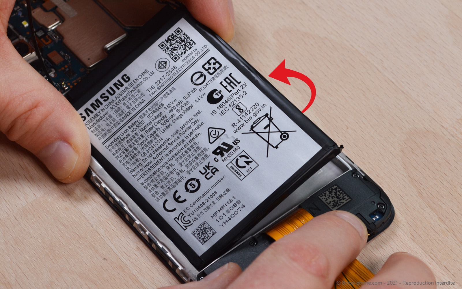 Changement batterie sur Galaxy A03s photo 2