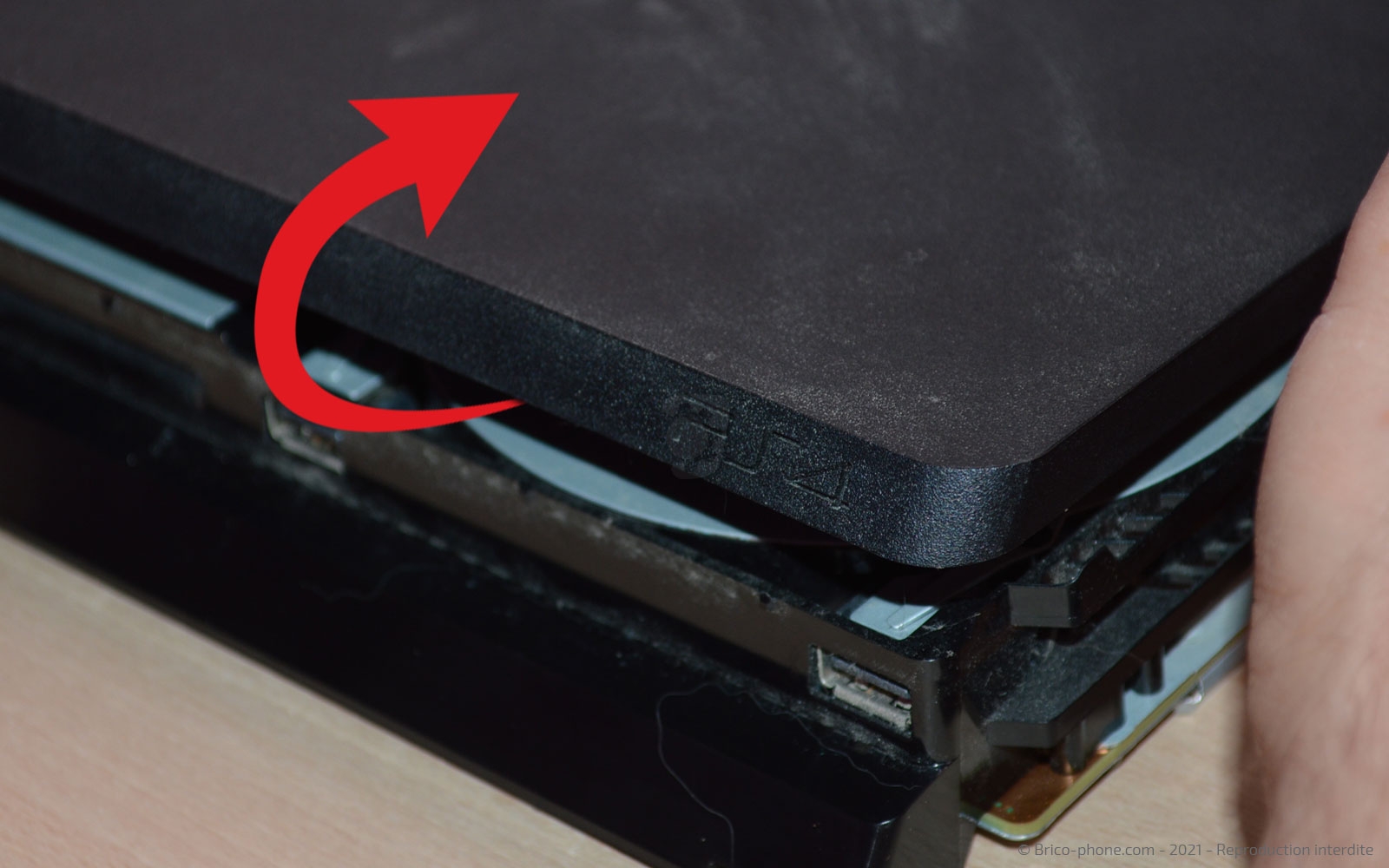 Changement du ventilateur sur Playstation 4 SLIM photo 2