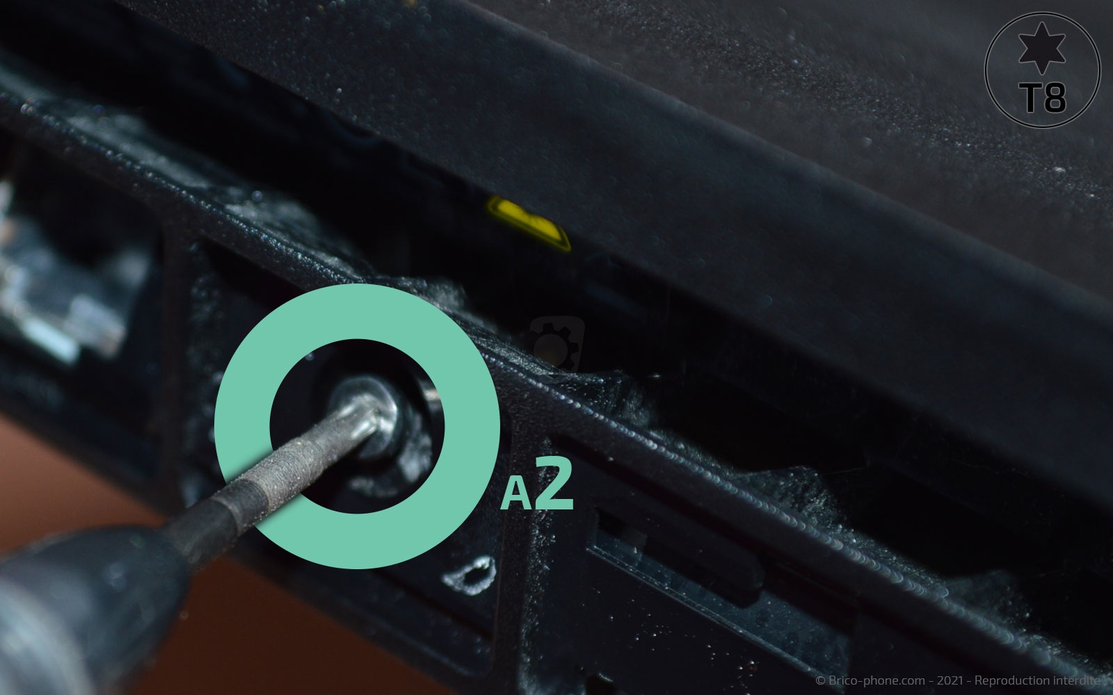 Changement du bloc d'alimentation sur Playstation 4 SLIM photo 2