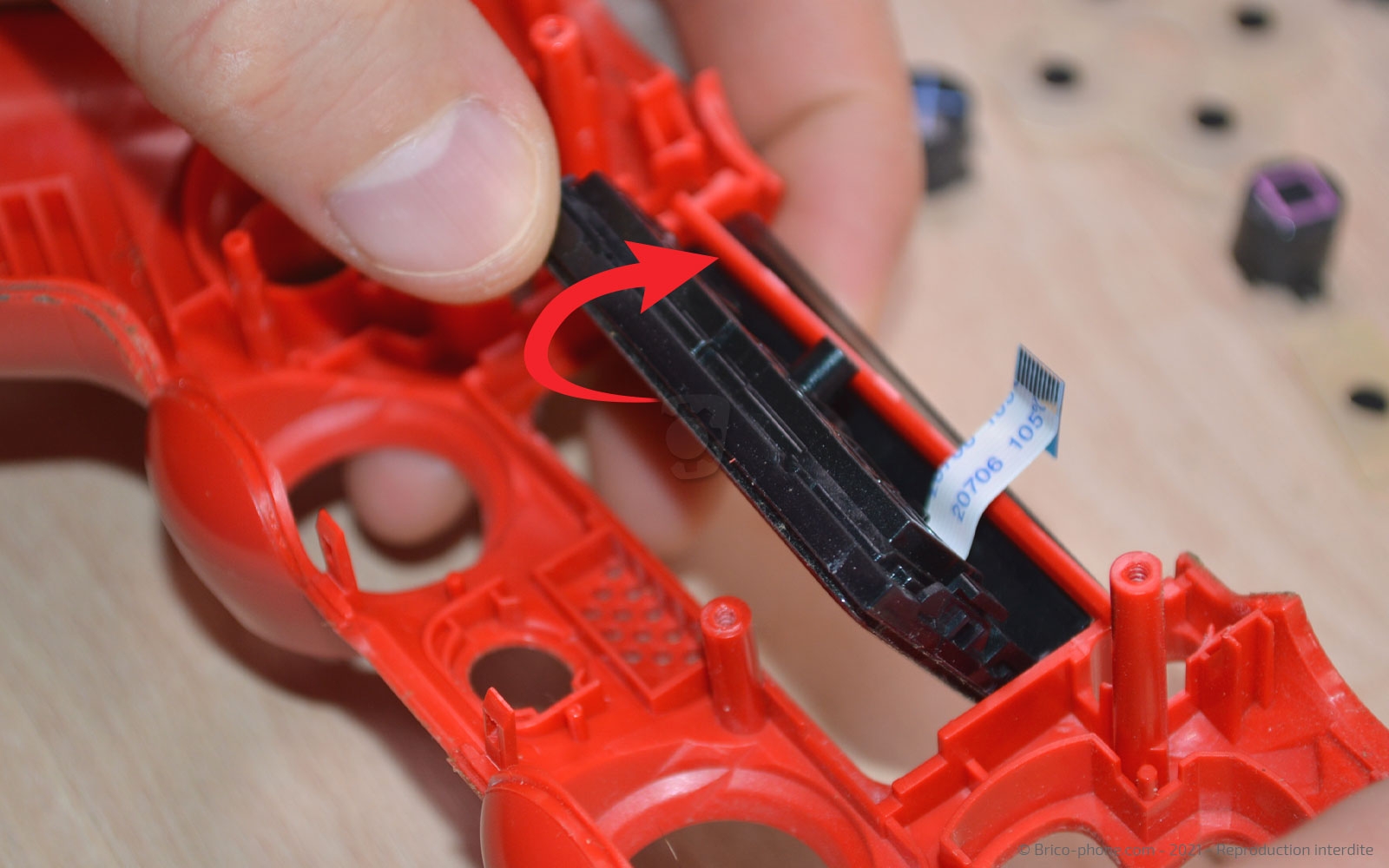 Démontage complet de la manette sur Playstation 4 SLIM photo 2