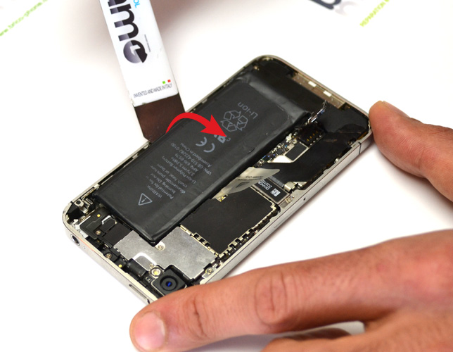 Changement de batterie sur iPhone 4S photo 1