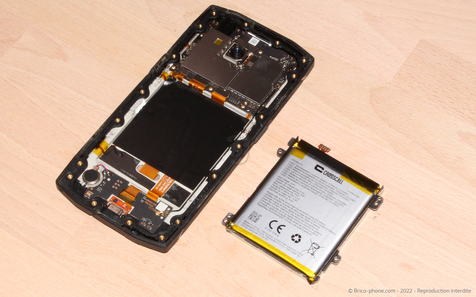 Comment remplacer le connecteur de charge sur Core-X4 photo 4