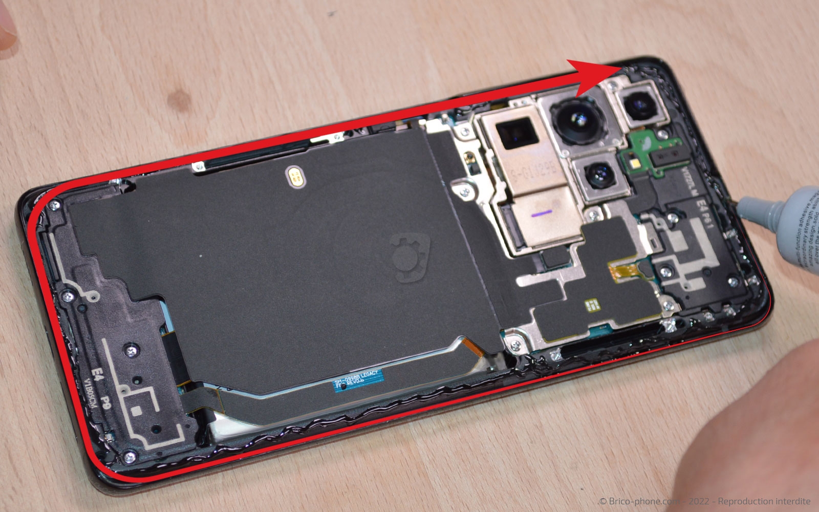 Comment remplacer le connecteur de charge sur Galaxy S21 Ultra photo 2