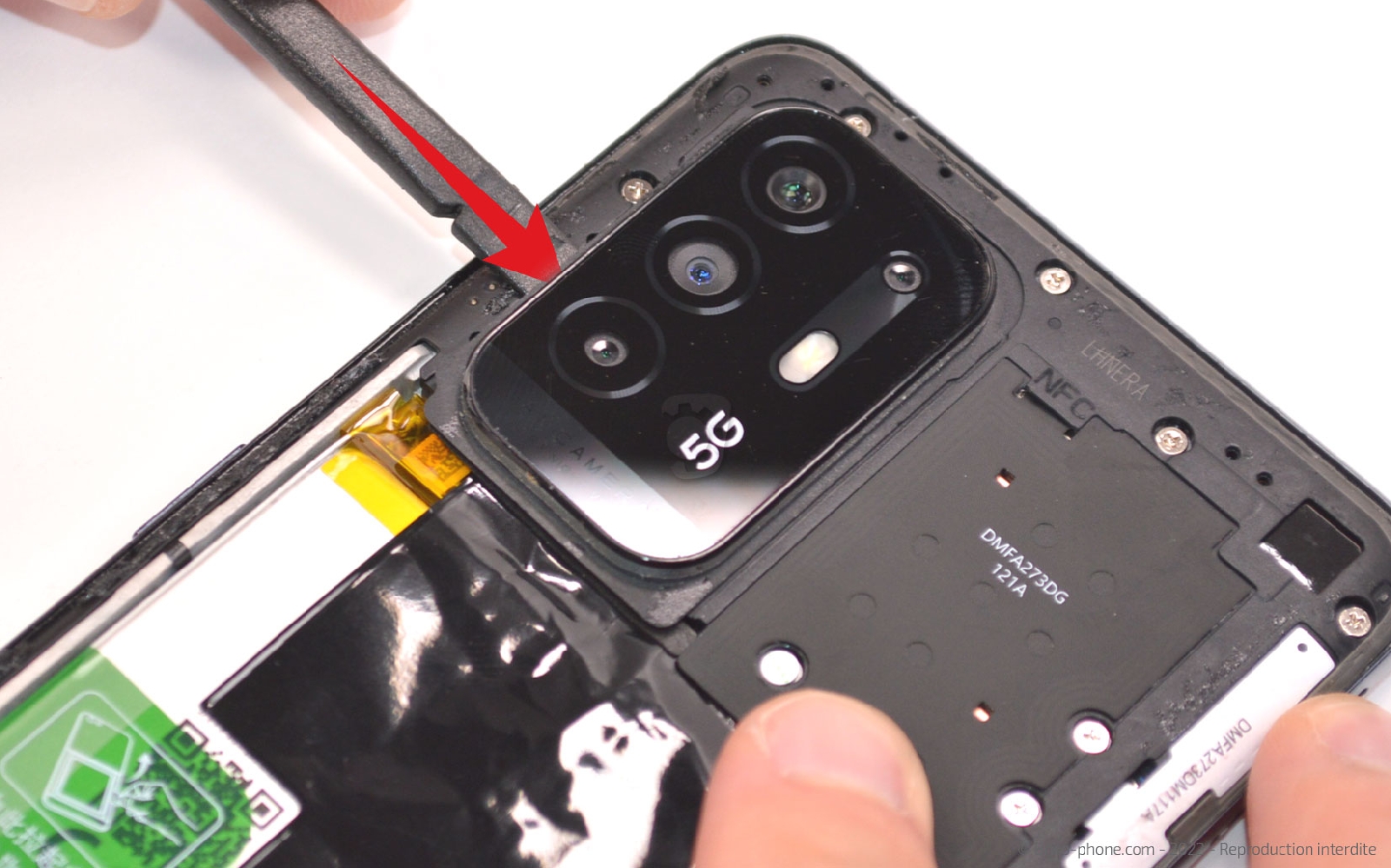 Comment changer la batterie sur A94 5G photo 2