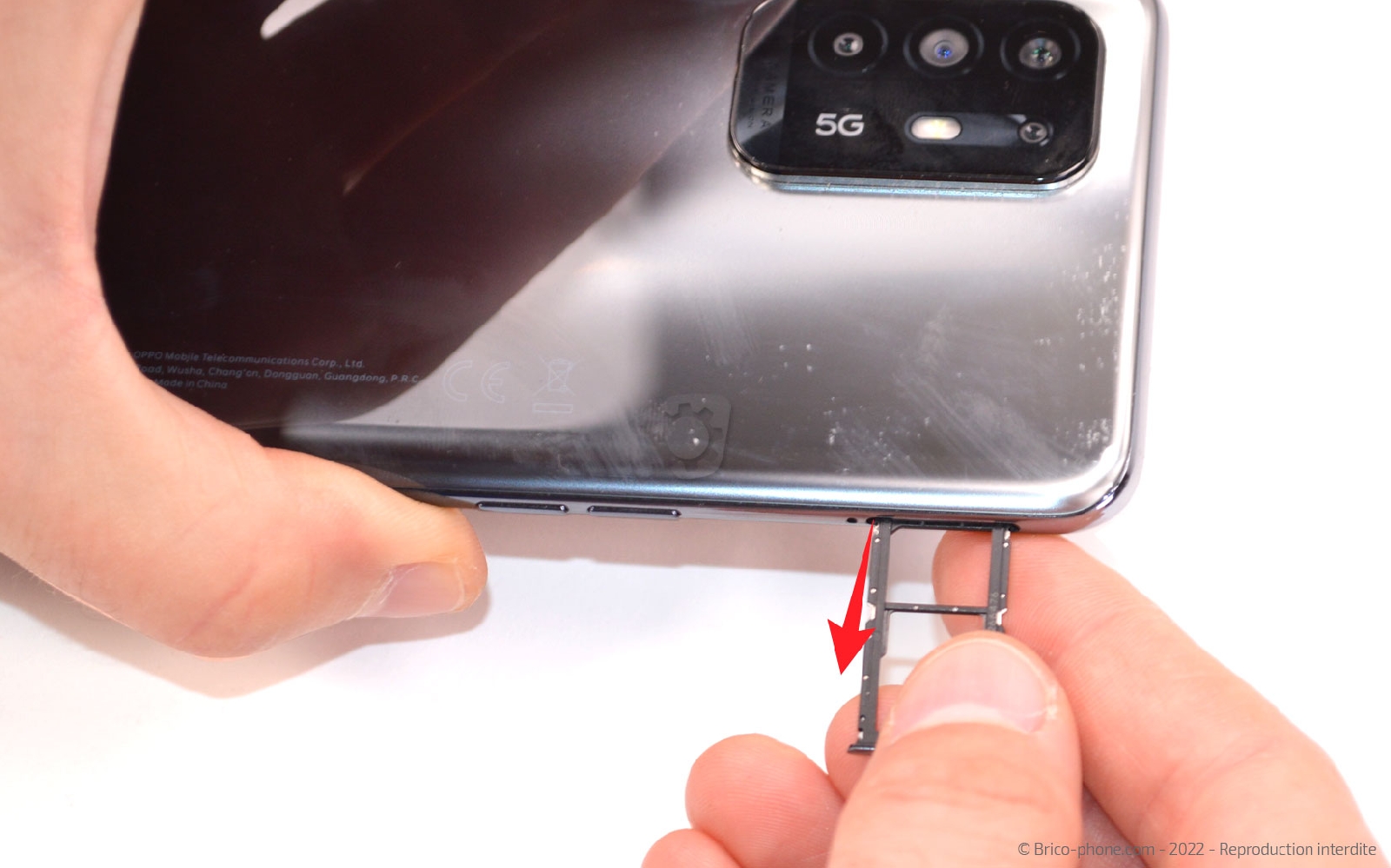 Comment changer la vitre arrière sur A94 5G photo 2