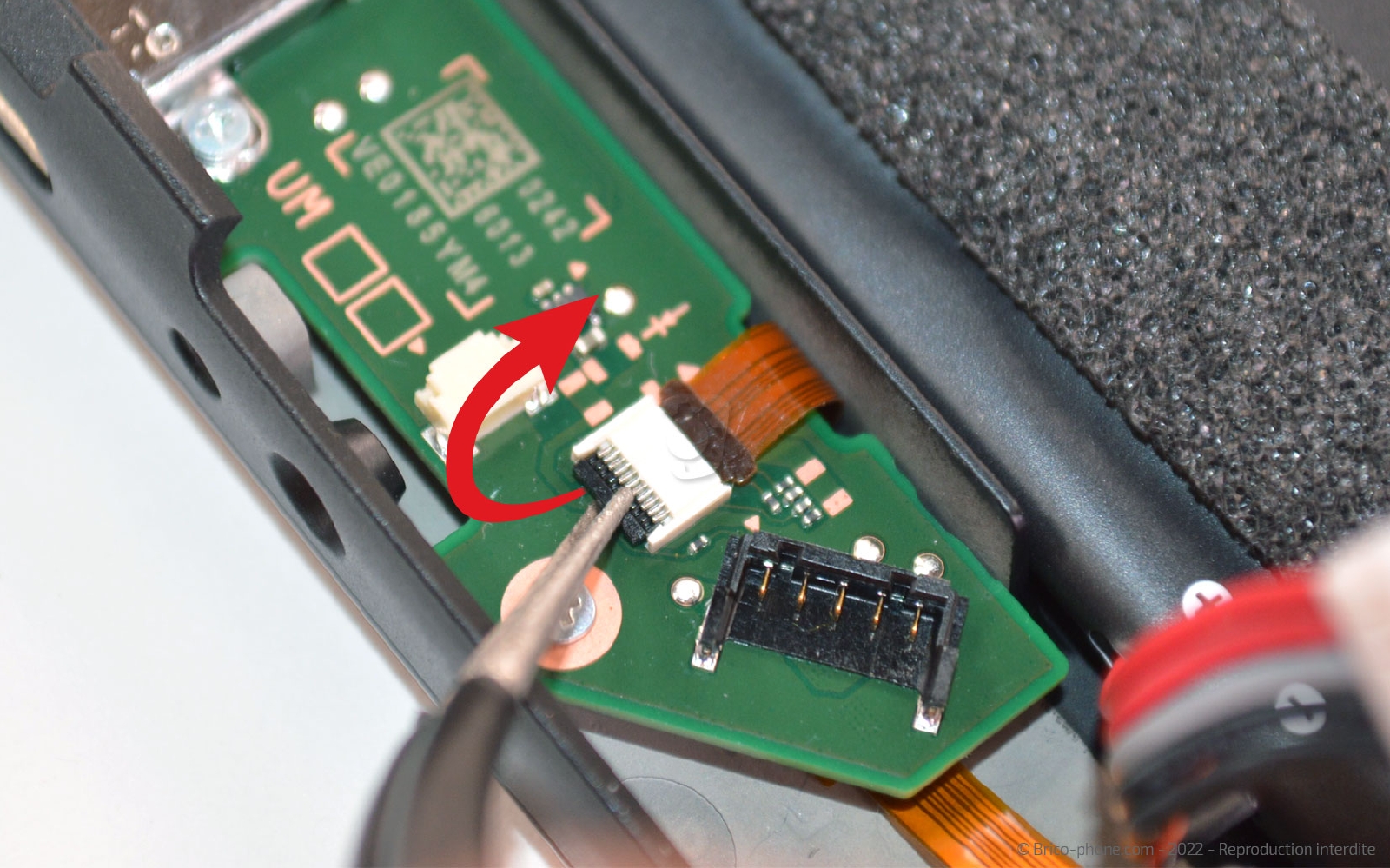 Comment changer le rail latéral sur Switch Oled photo 2