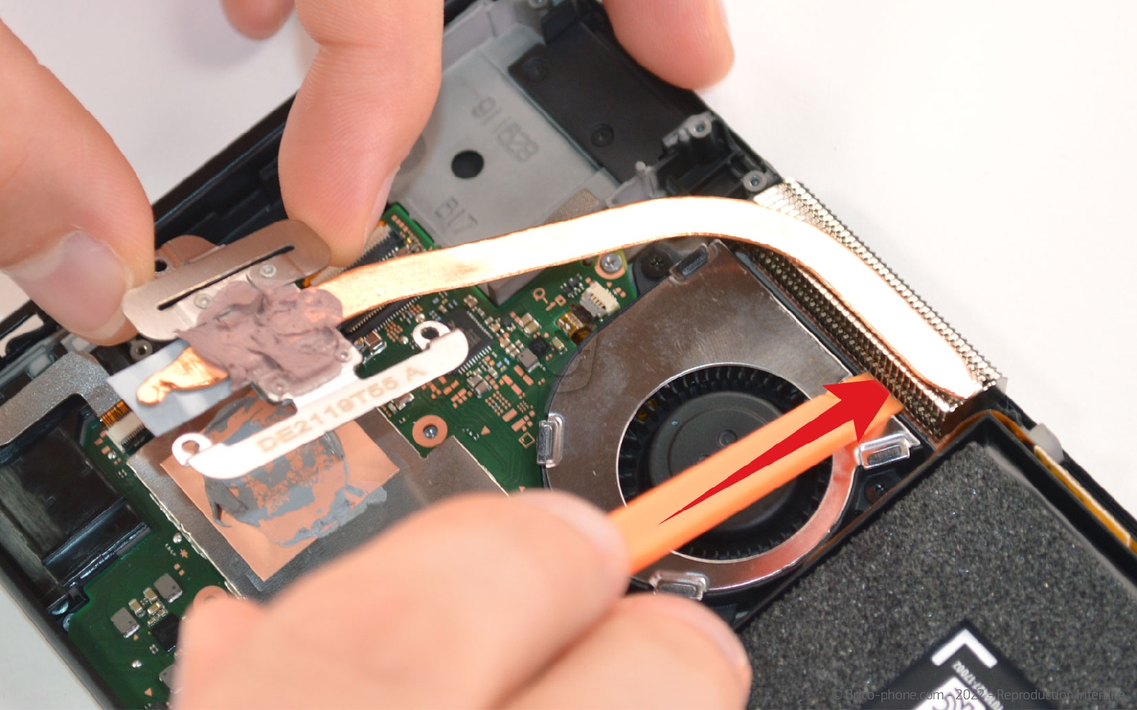 Comment changer le rail latéral sur Switch Oled photo 3