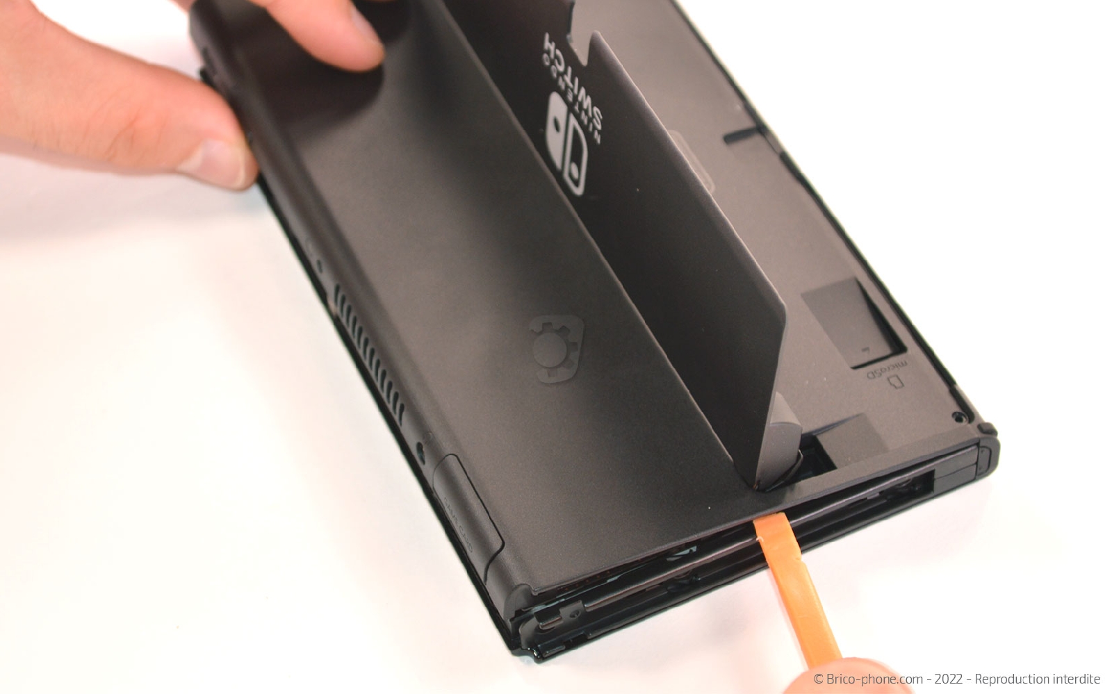 Comment changer le rail latéral sur Switch Oled photo 2