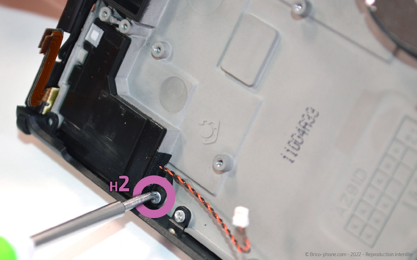 Comment remplacer les haut-parleurs sur Switch Oled photo 1