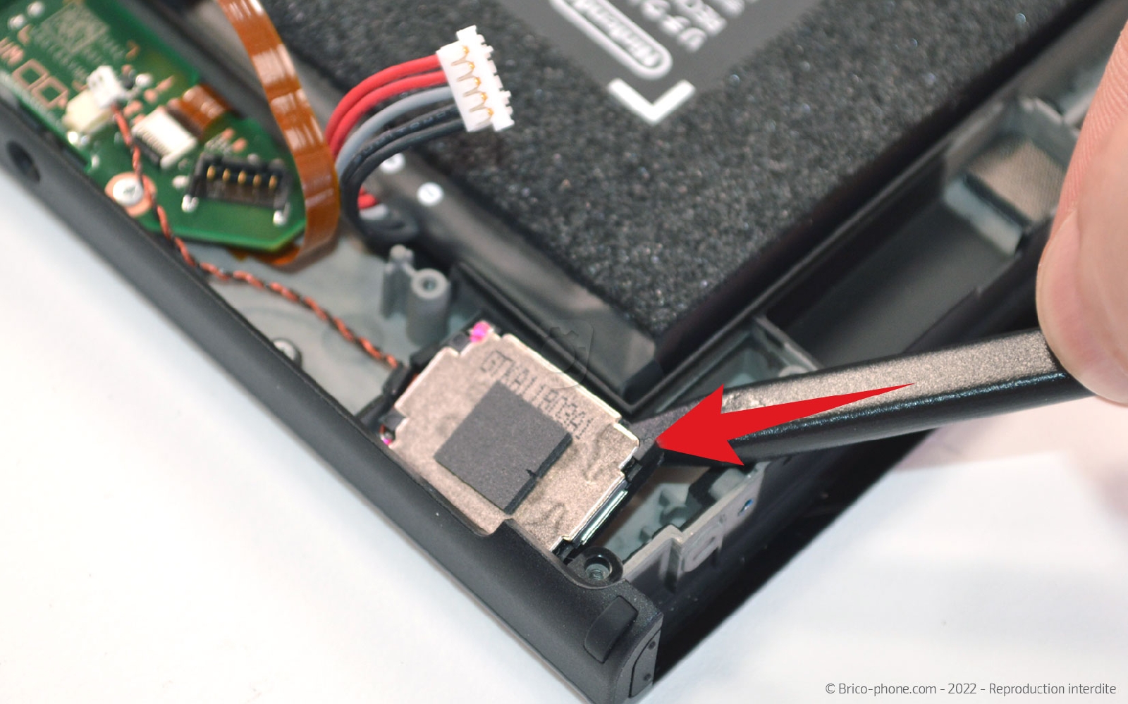 Comment remplacer les haut-parleurs sur Switch Oled photo 3