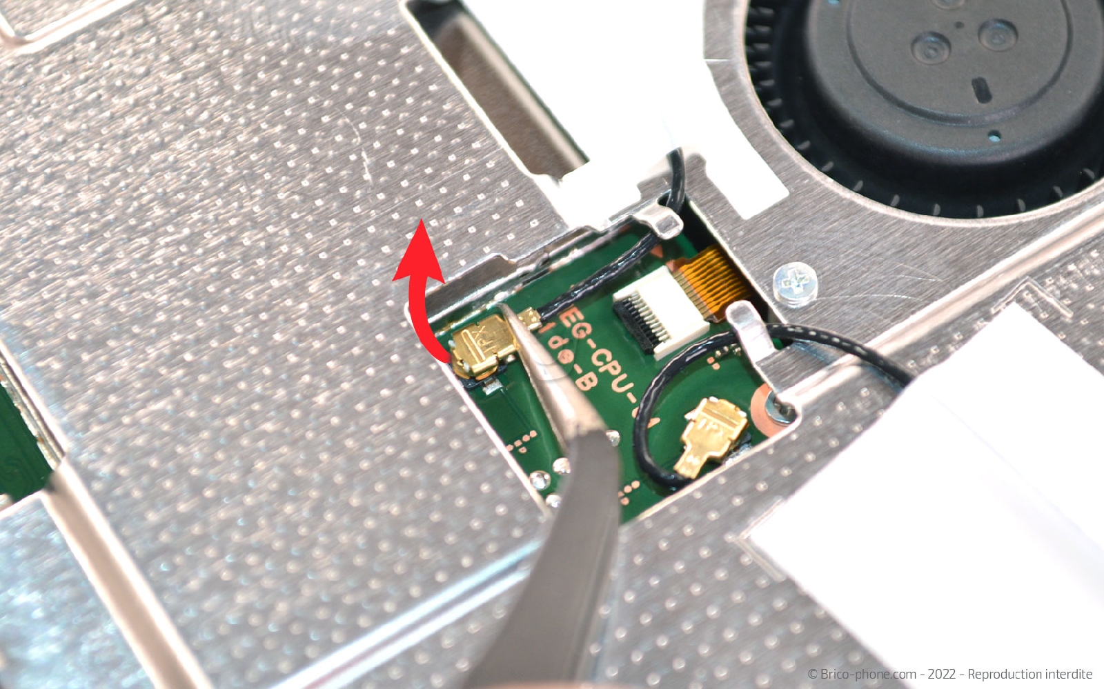 Comment remplacer les haut-parleurs sur Switch Oled photo 1