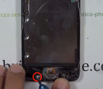 Changement d'écran (vitre+LCD) sur iPod touch 4 photo 1