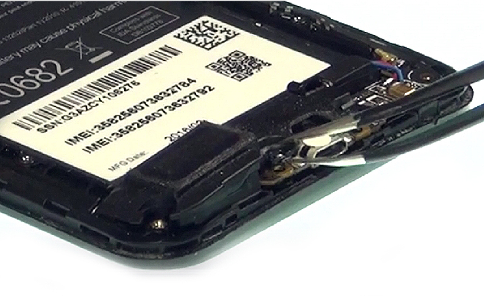 Changement d'écran (vitre+châssis+LCD) sur Zenfone 2 Laser ZE500KL photo 1