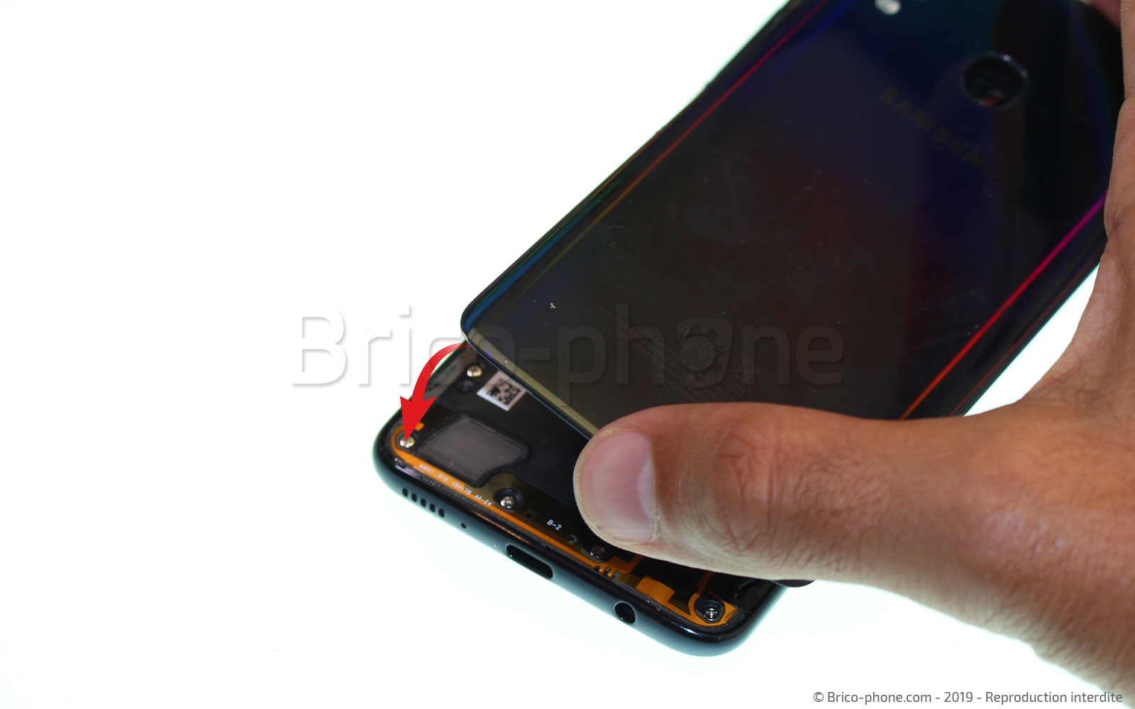 Changement d'écran vitre et AMOLED sur Galaxy A40 photo 2