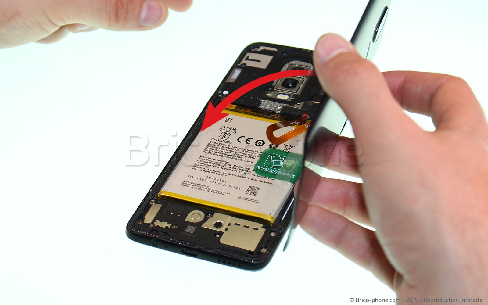 Changement de batterie sur OnePlus 6 photo 3