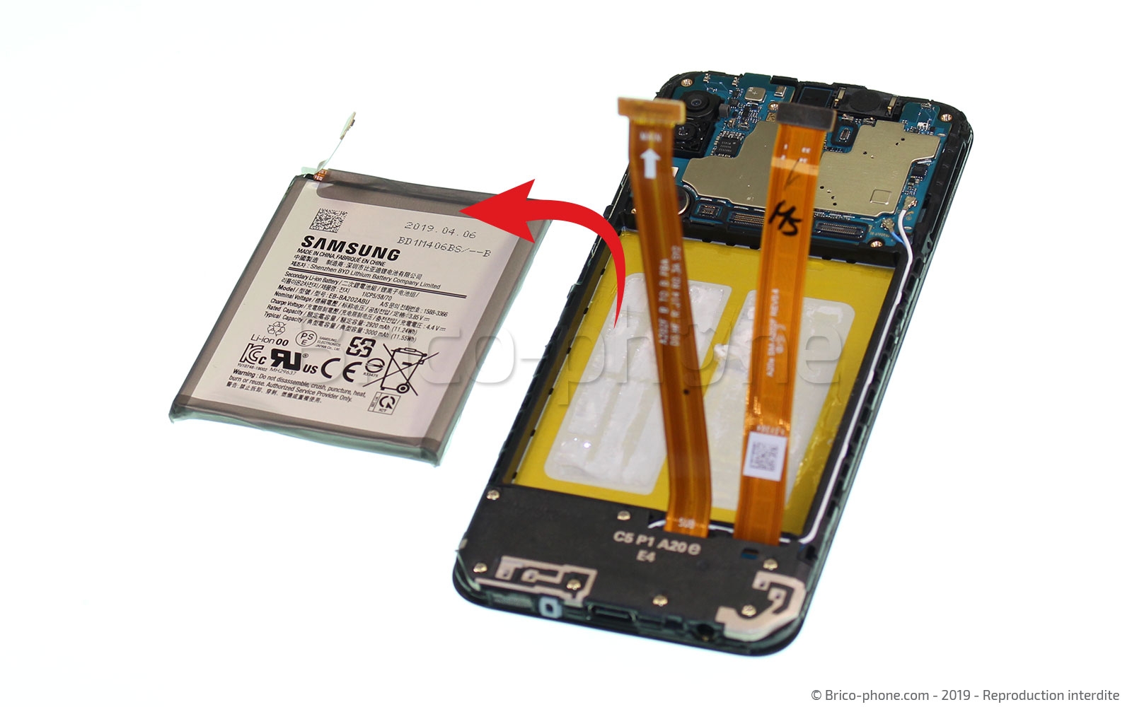 Changement de bloc écran sur Galaxy A20e photo 4