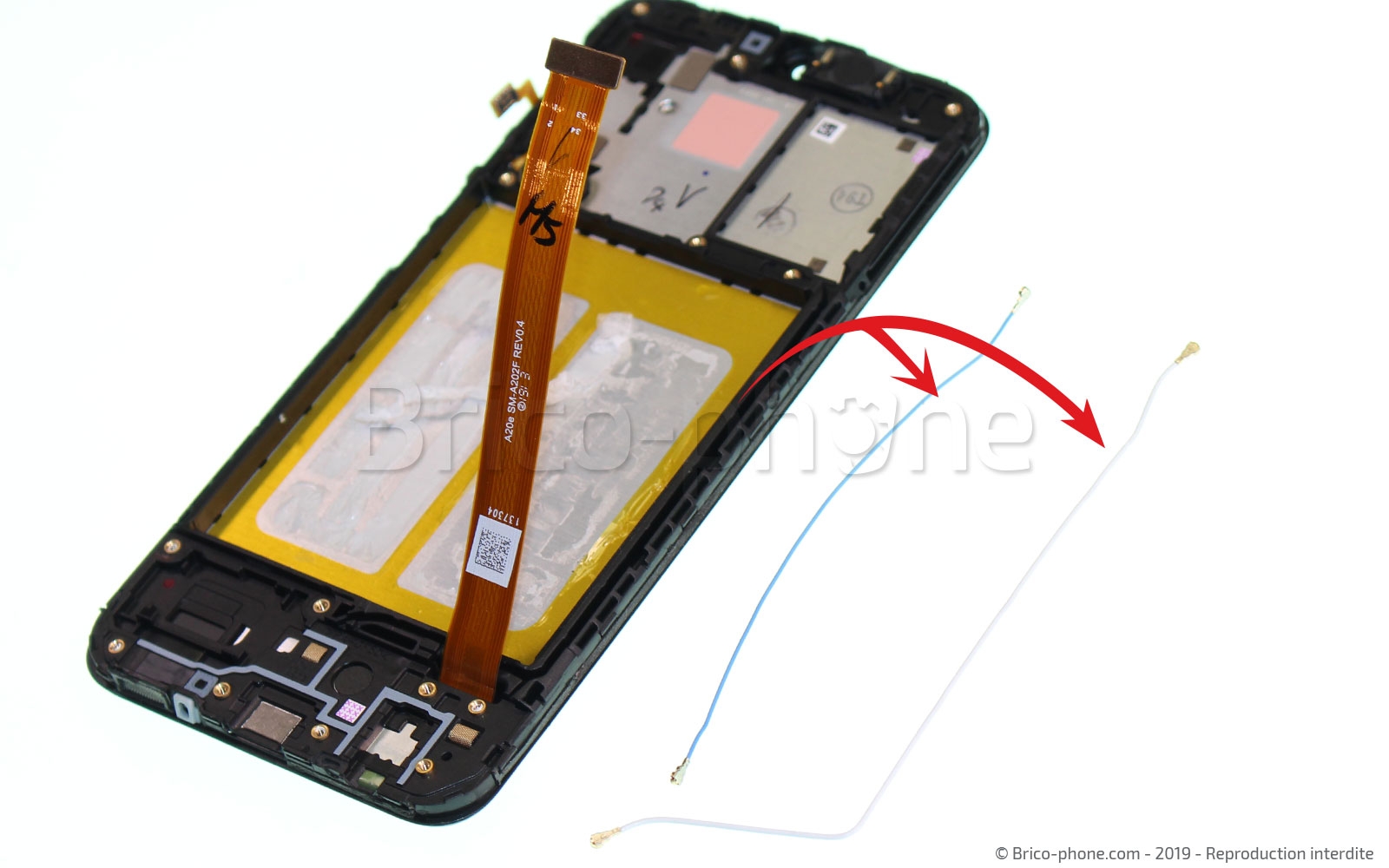 Changement de bloc écran sur Galaxy A20e photo 3