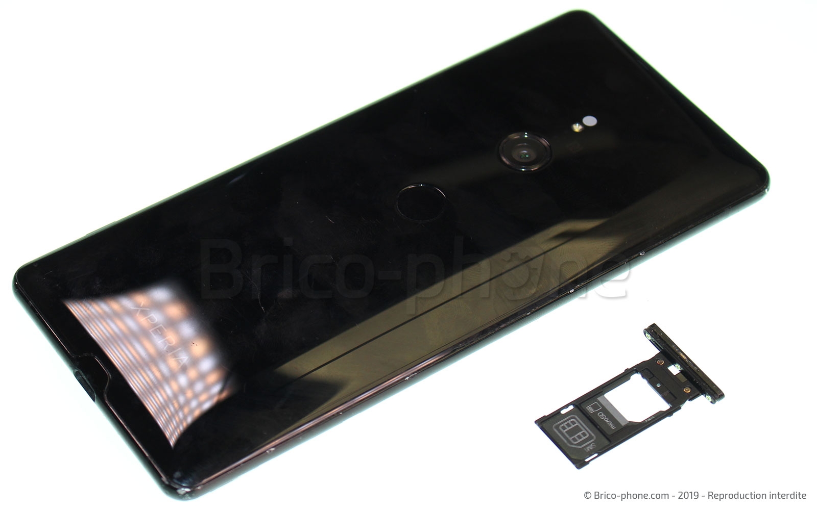 Changement de connecteur de charge sur Xperia XZ3 photo 2