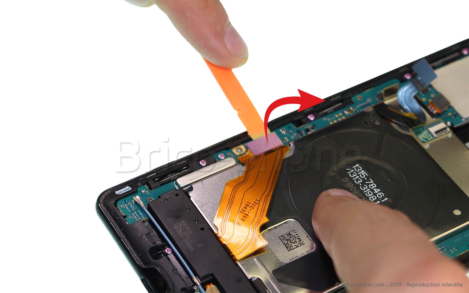 Changement de connecteur de charge sur Xperia XZ3 photo 4