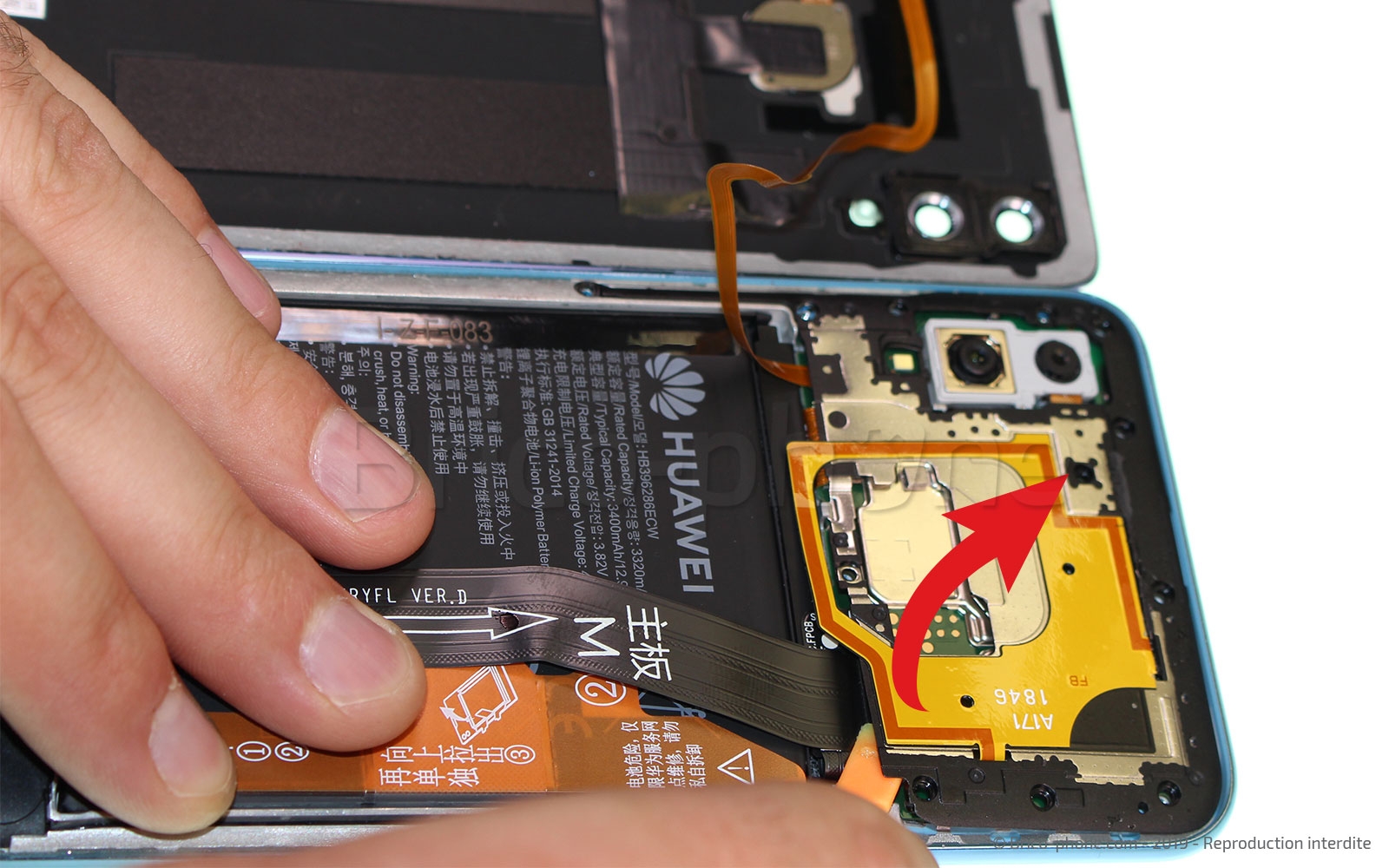 Changement de bloc écran avec batterie sur Honor 10 Lite photo 2