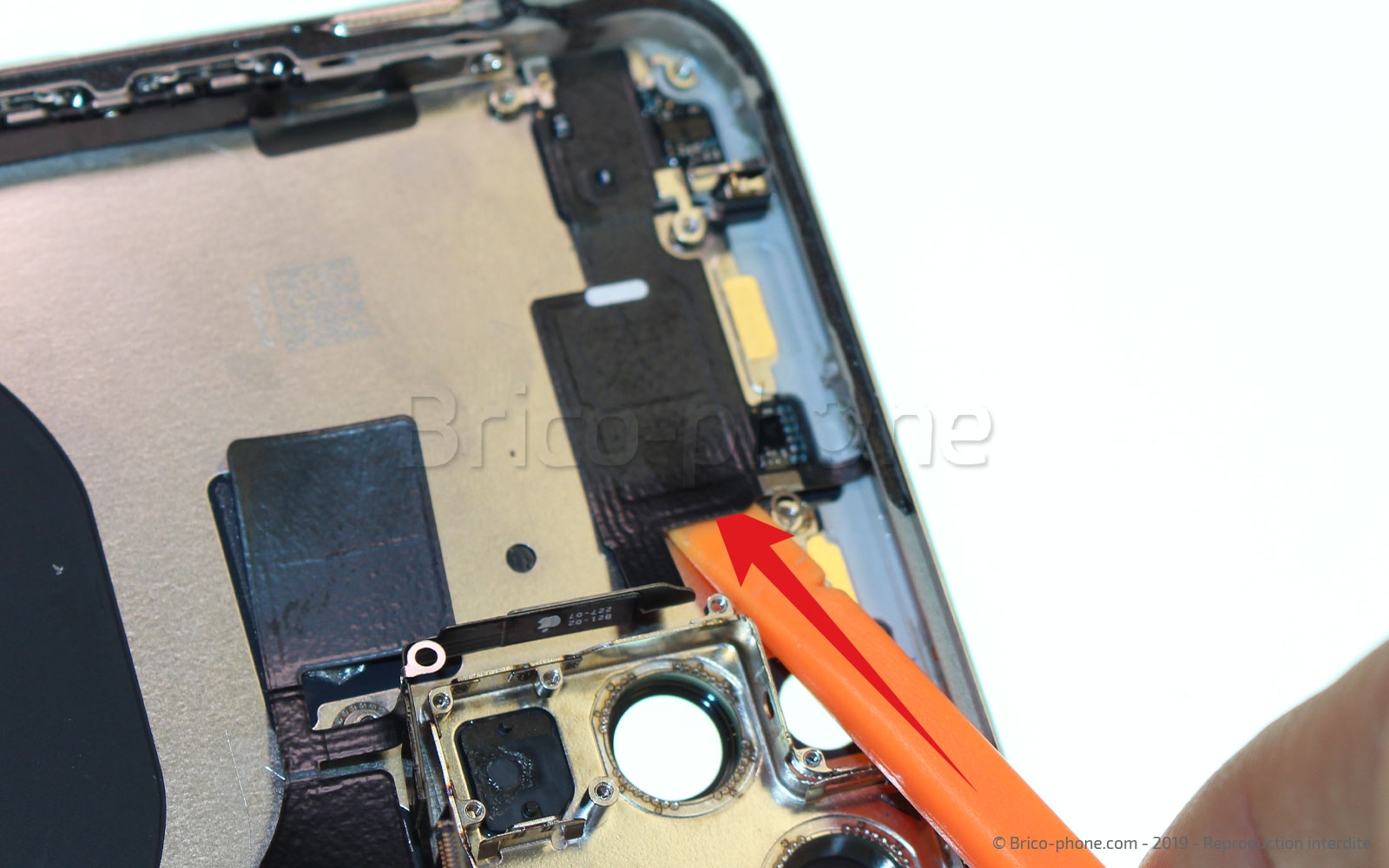Démontage complet  sur iPhone 11 Pro Max photo 4