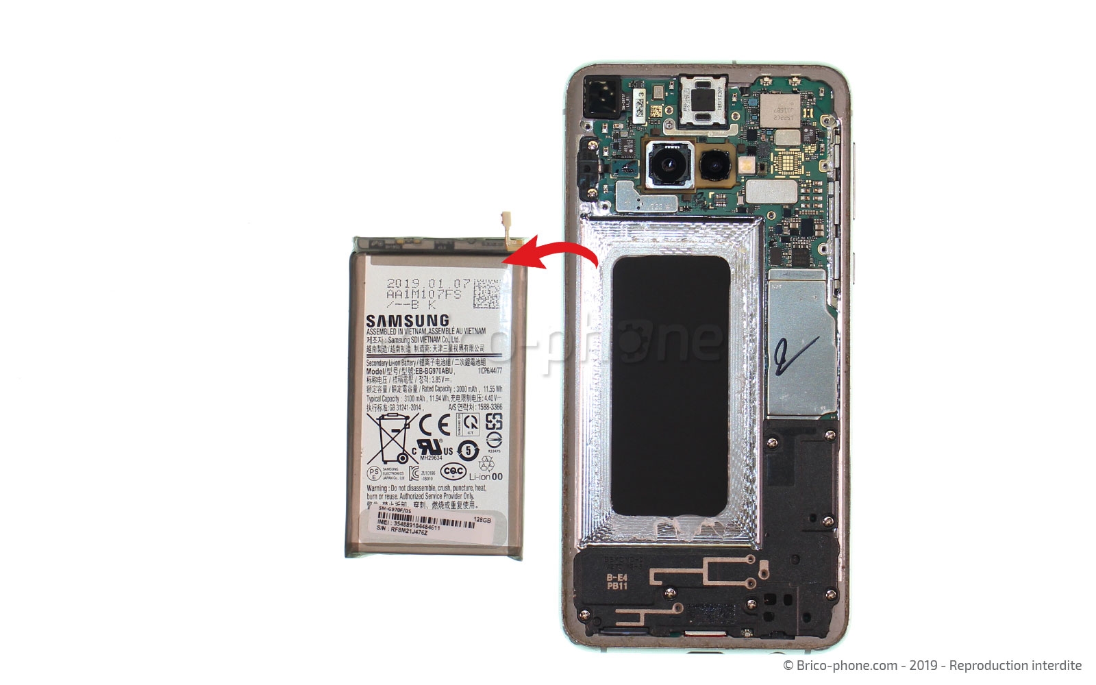 Changement du bloc écran sur châssis sur Galaxy S10e photo 3