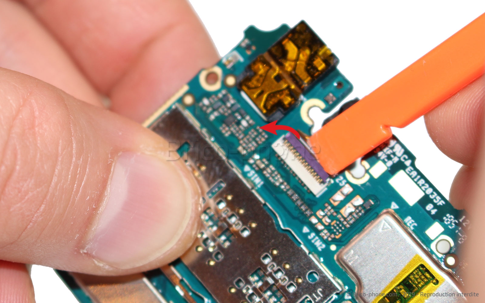 Démontage complet sur Xperia L3 - L3 Dual photo 2